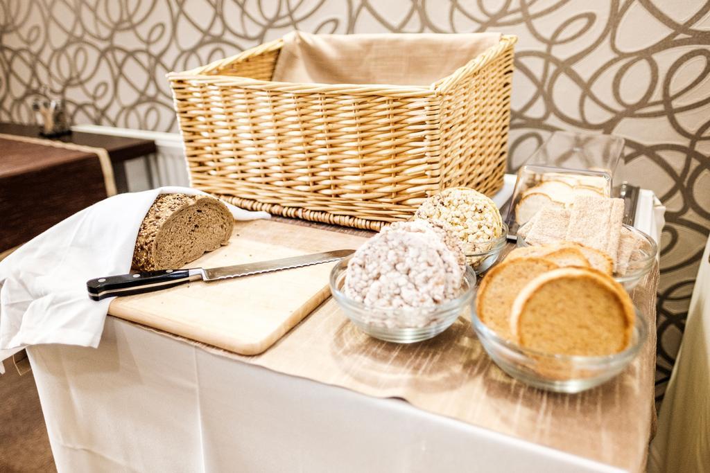 Hotel Deluxe With Free Wellness And Fitness Centrum Nitra Exterior foto