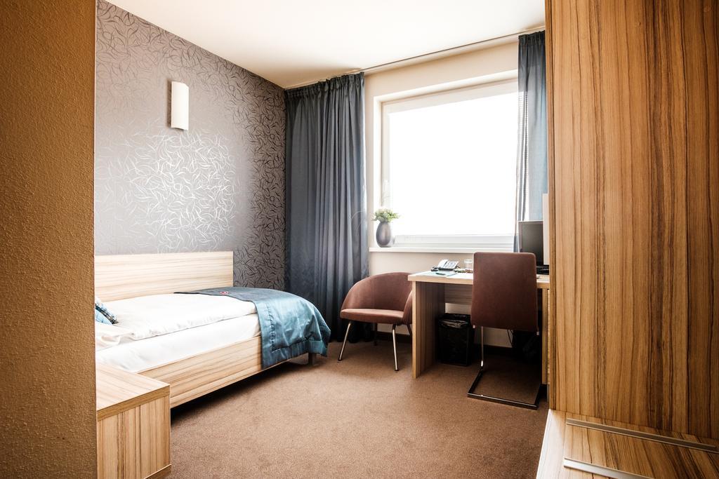 Hotel Deluxe With Free Wellness And Fitness Centrum Nitra Exterior foto